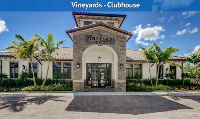 BAYWINDS OF DOMINICA AND - Residential