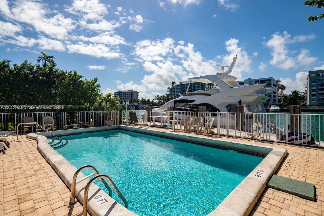34 Bal Bay Dr