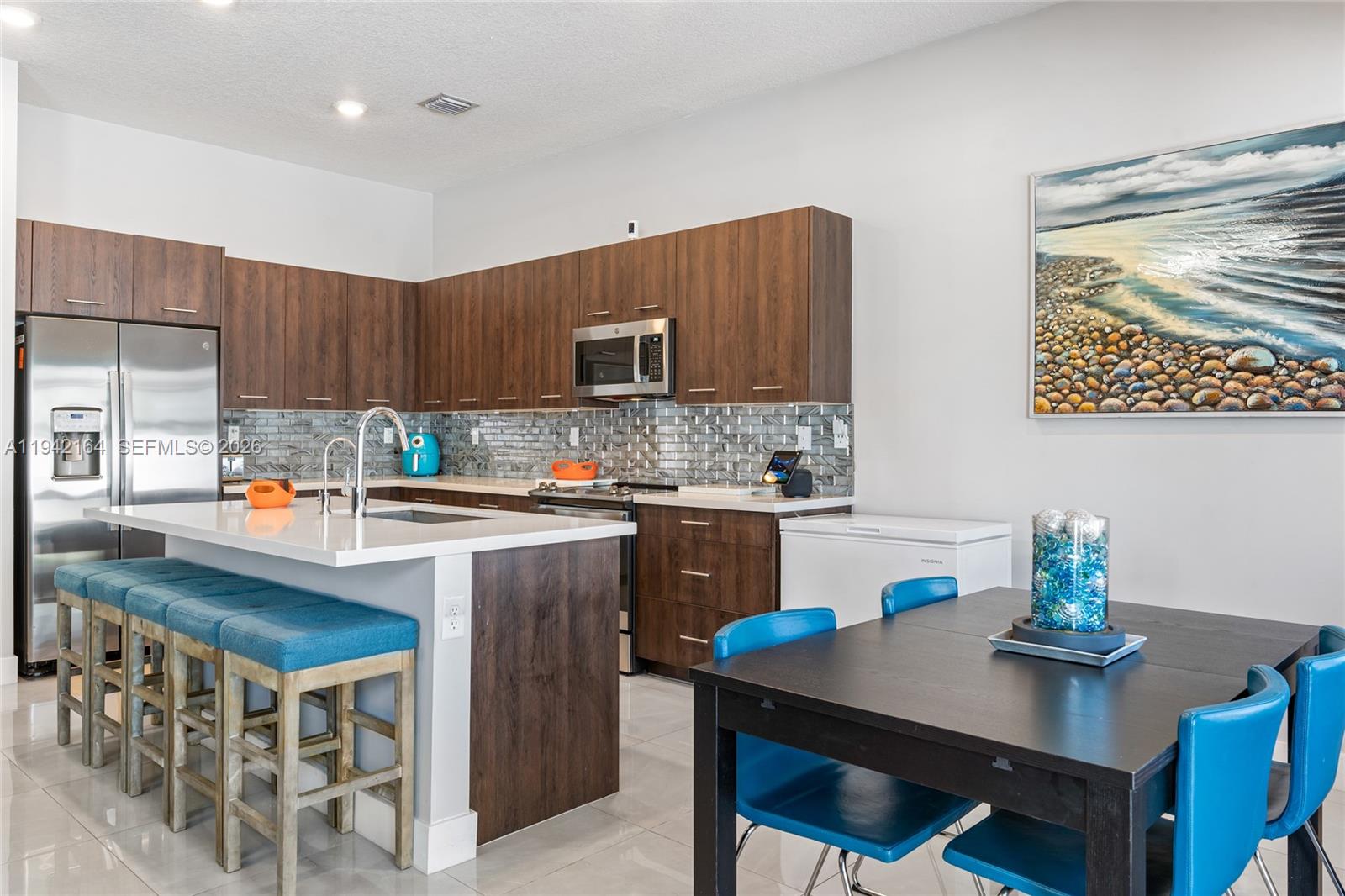 TUSCAN ISLES - Residential