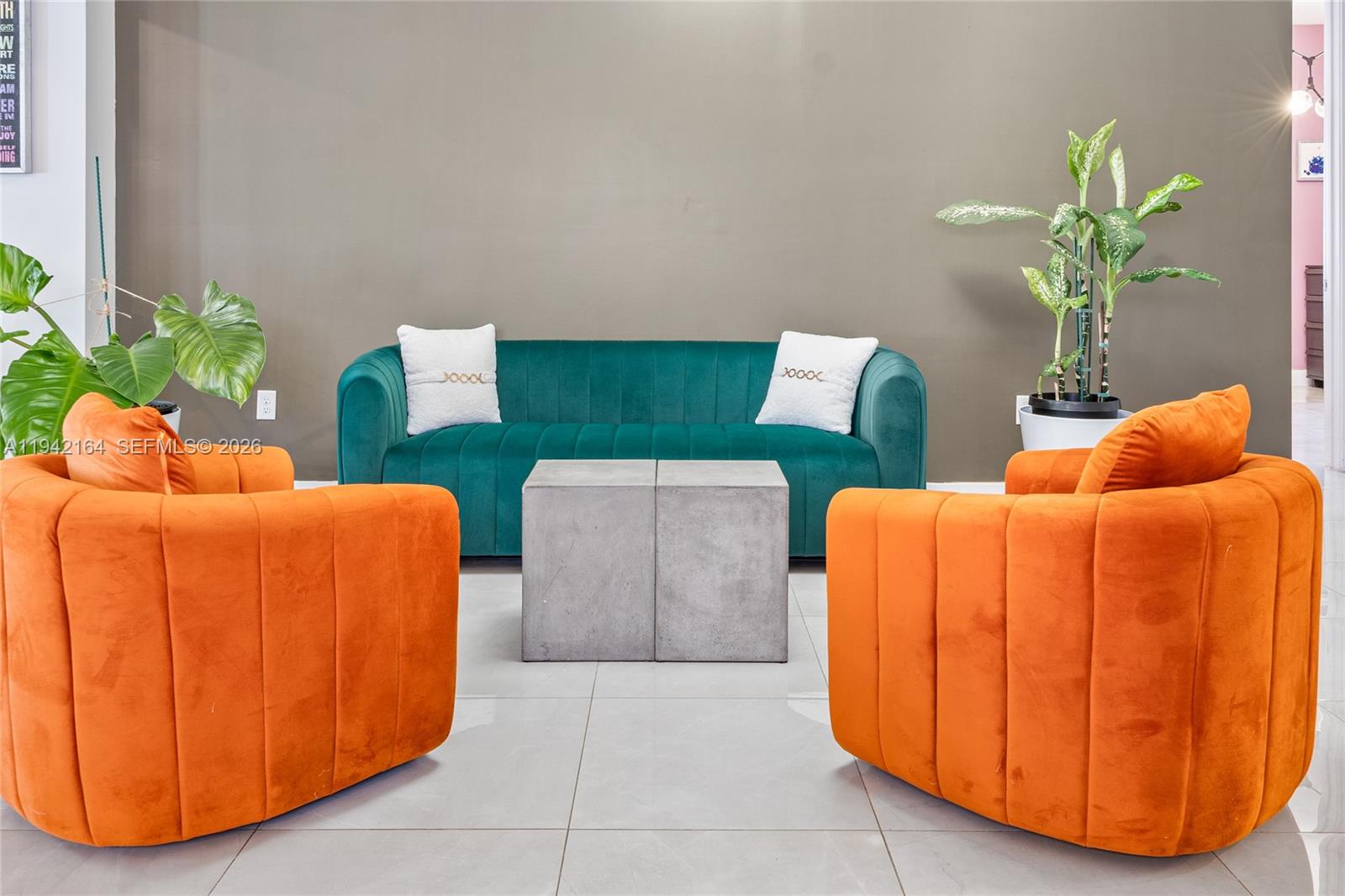 TUSCAN ISLES - Residential