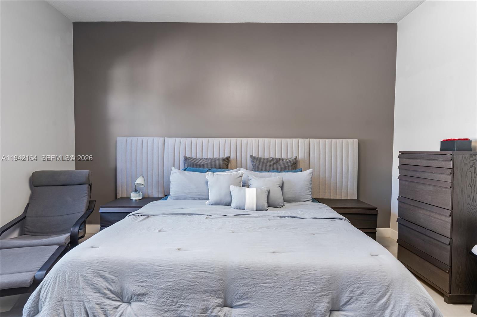 TUSCAN ISLES - Residential