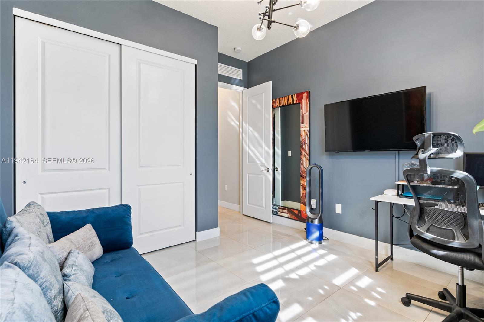 TUSCAN ISLES - Residential