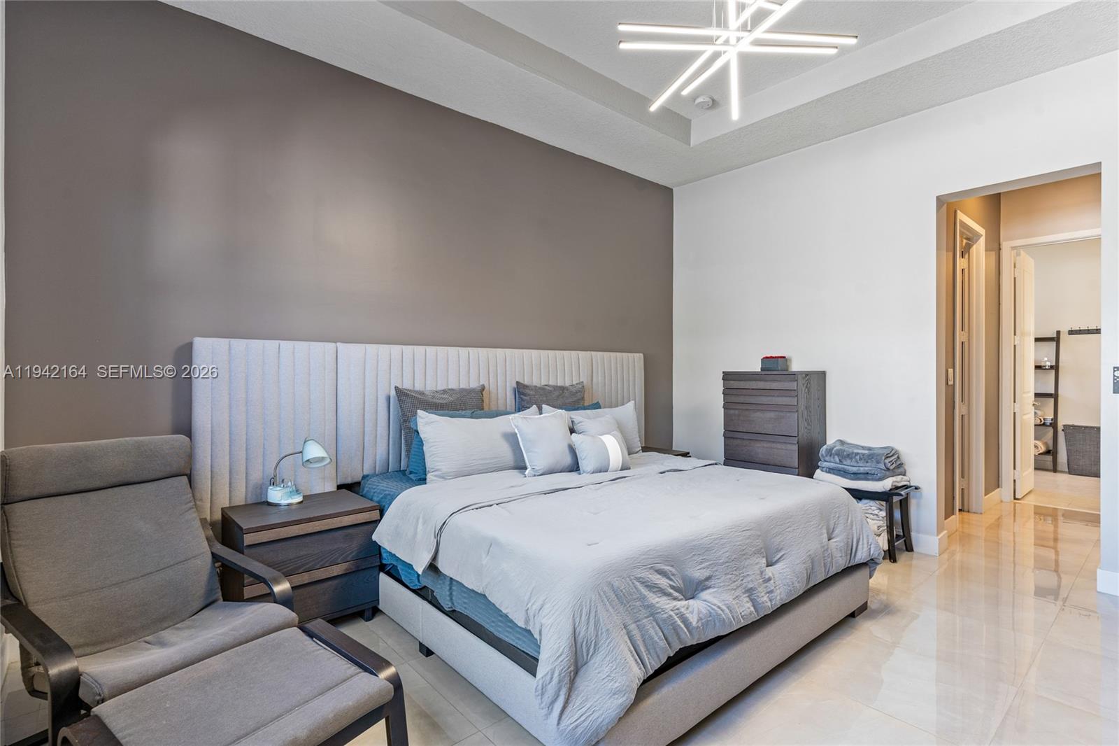 TUSCAN ISLES - Residential