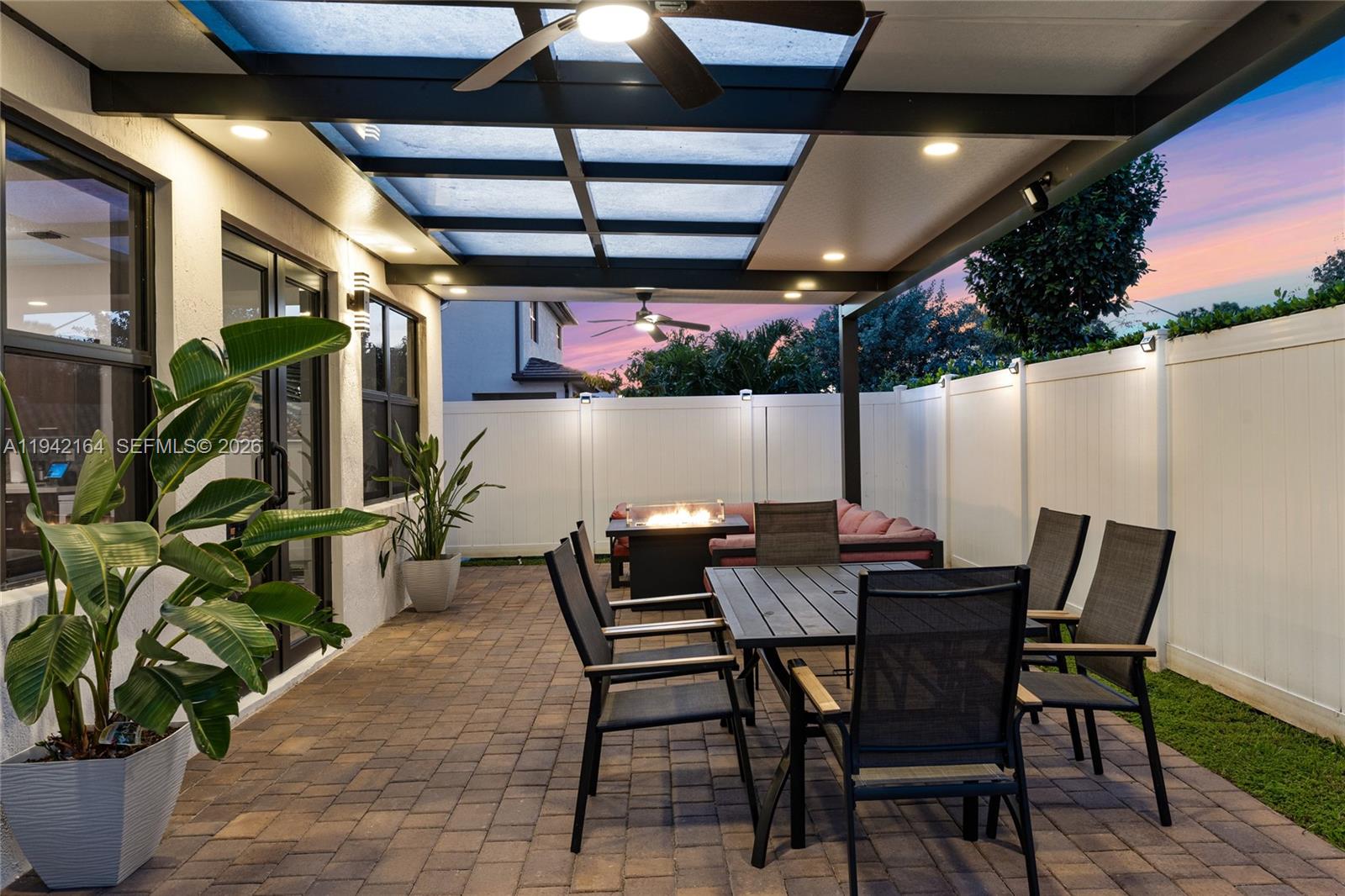 TUSCAN ISLES - Residential