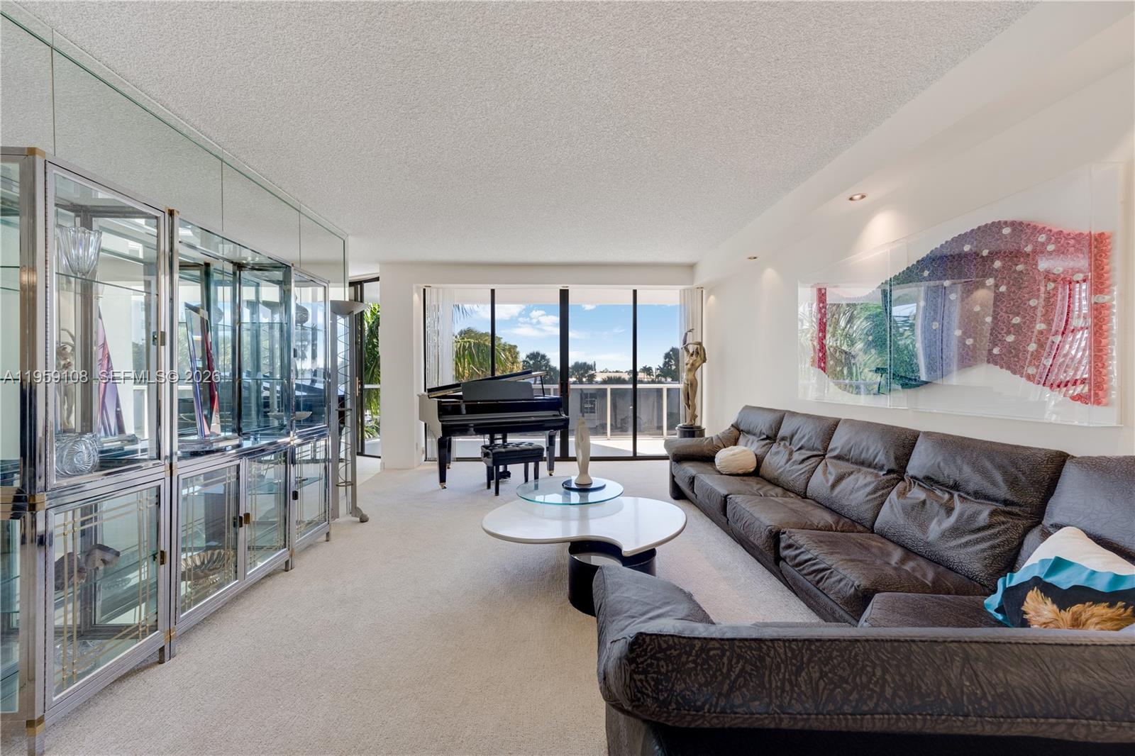 HAMPTONS WEST CONDO - Residential