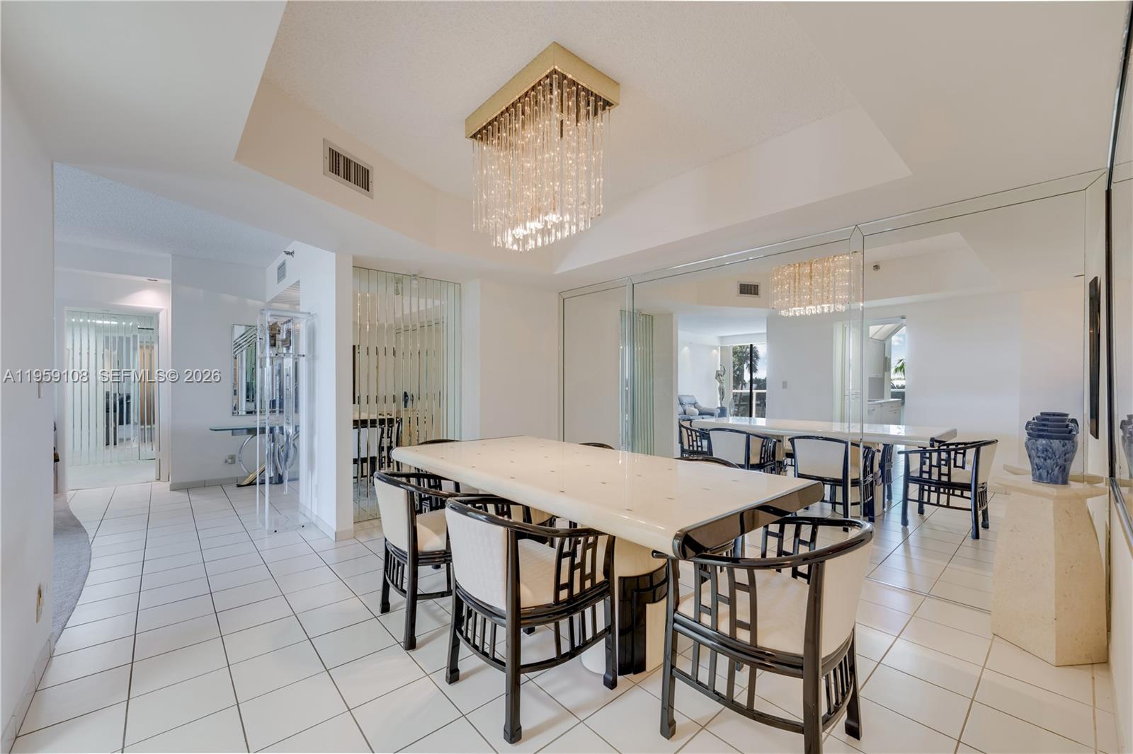 HAMPTONS WEST CONDO - Residential