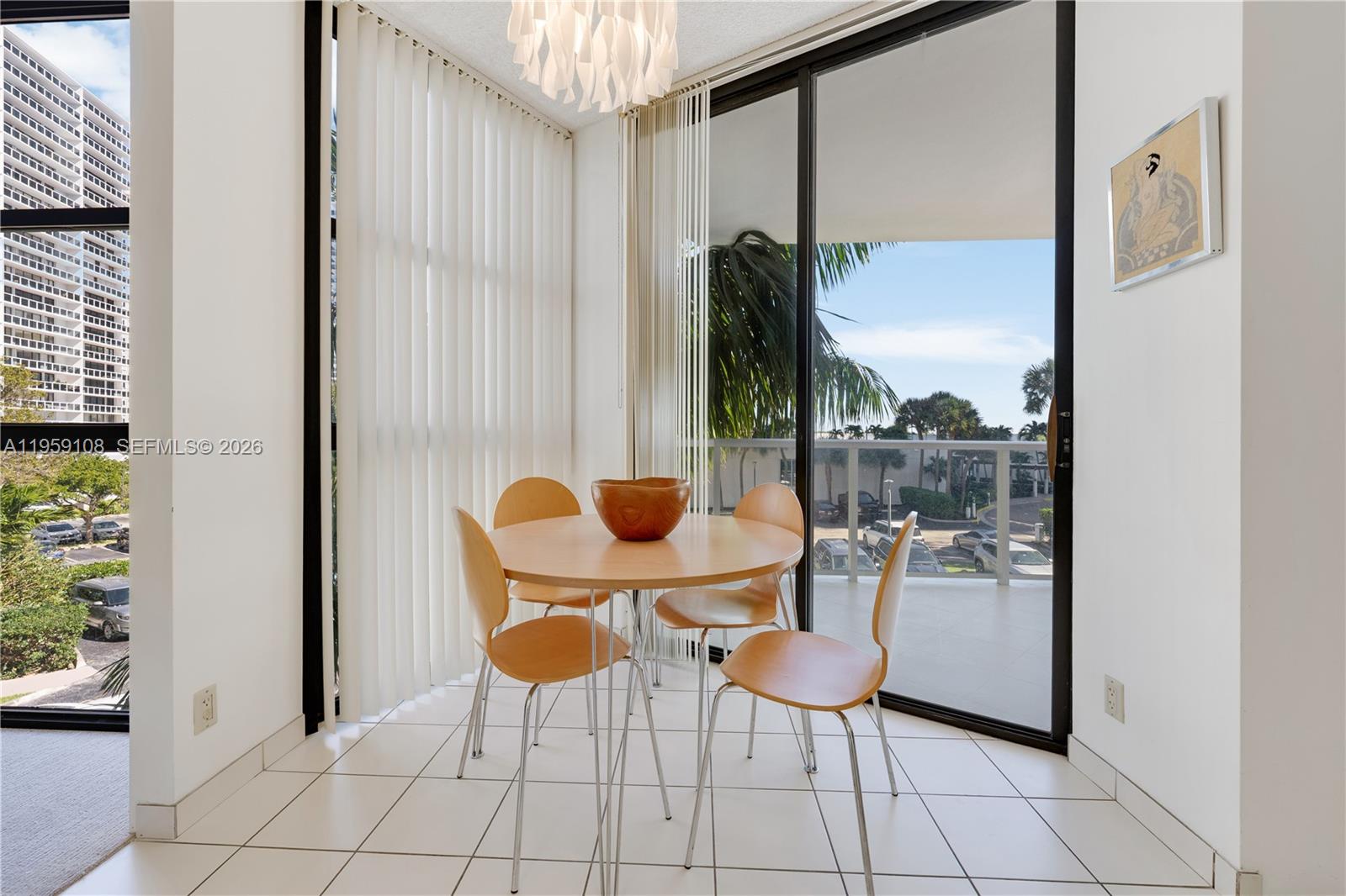 HAMPTONS WEST CONDO - Residential