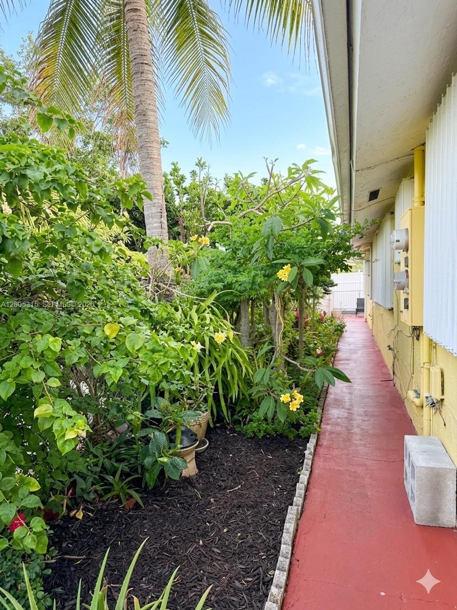 SHADY GROVE - Residential Income