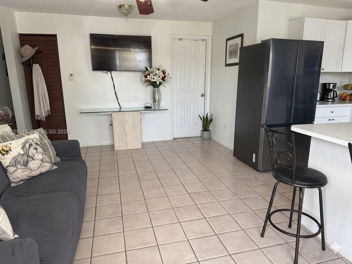 SHADY GROVE - Residential Income