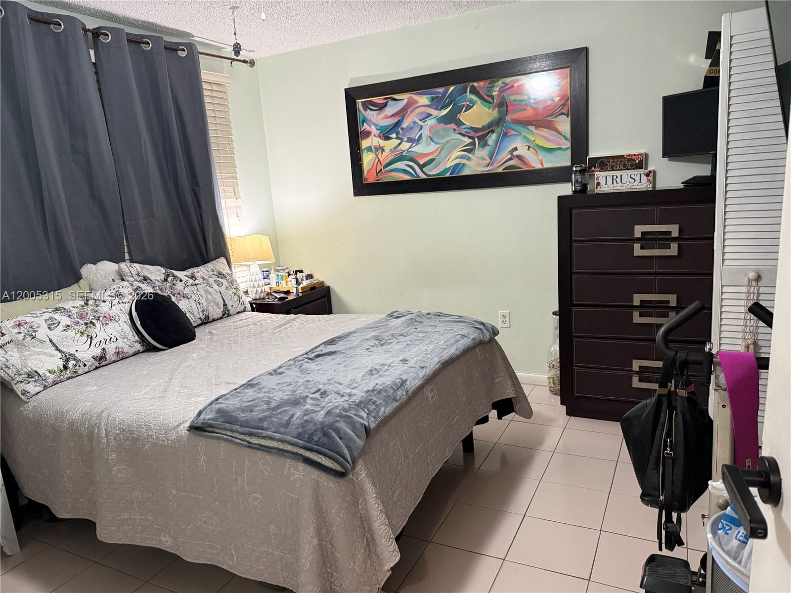 SHADY GROVE - Residential Income