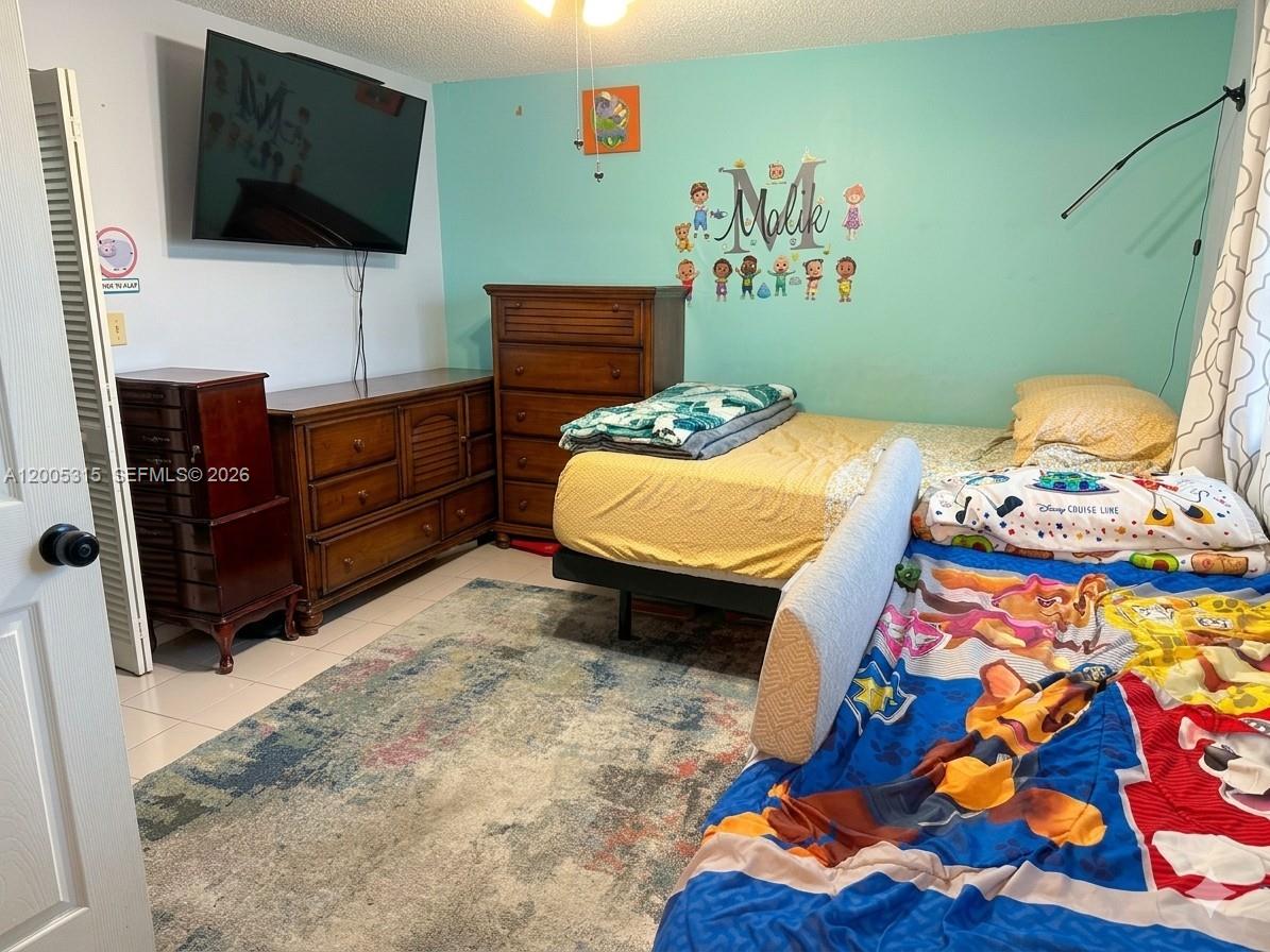 SHADY GROVE - Residential Income