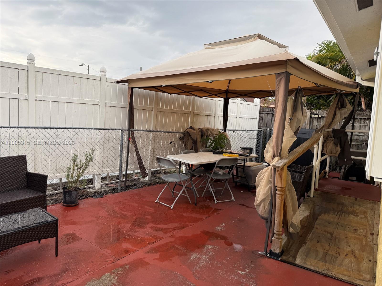 SHADY GROVE - Residential Income