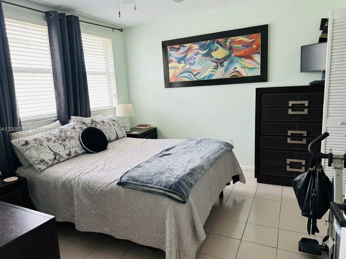 SHADY GROVE - Residential Income