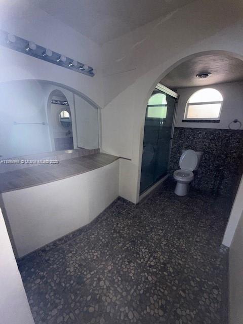 POLYNESIAN GARDENS CONDOM - Residential Lease