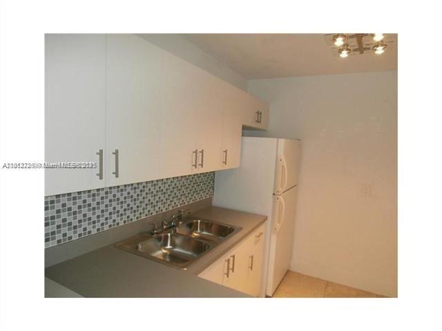 OLA CONDO - Residential Lease