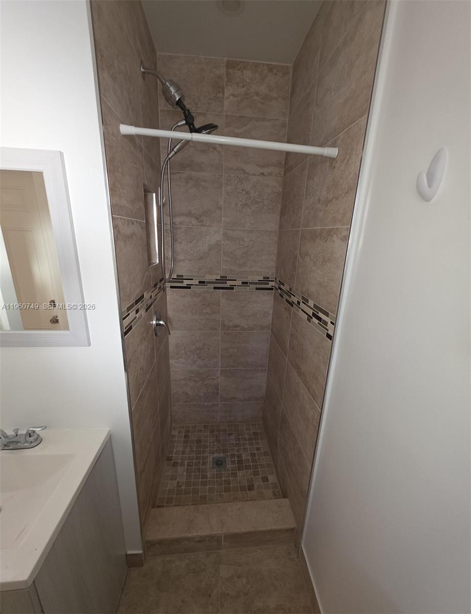 REID MANOR - Residential