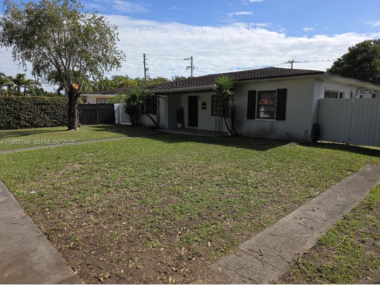 REID MANOR - Residential