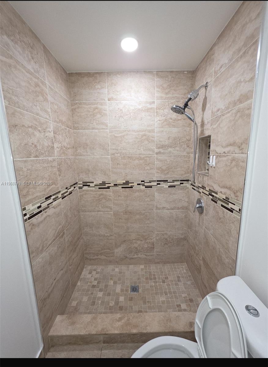 REID MANOR - Residential