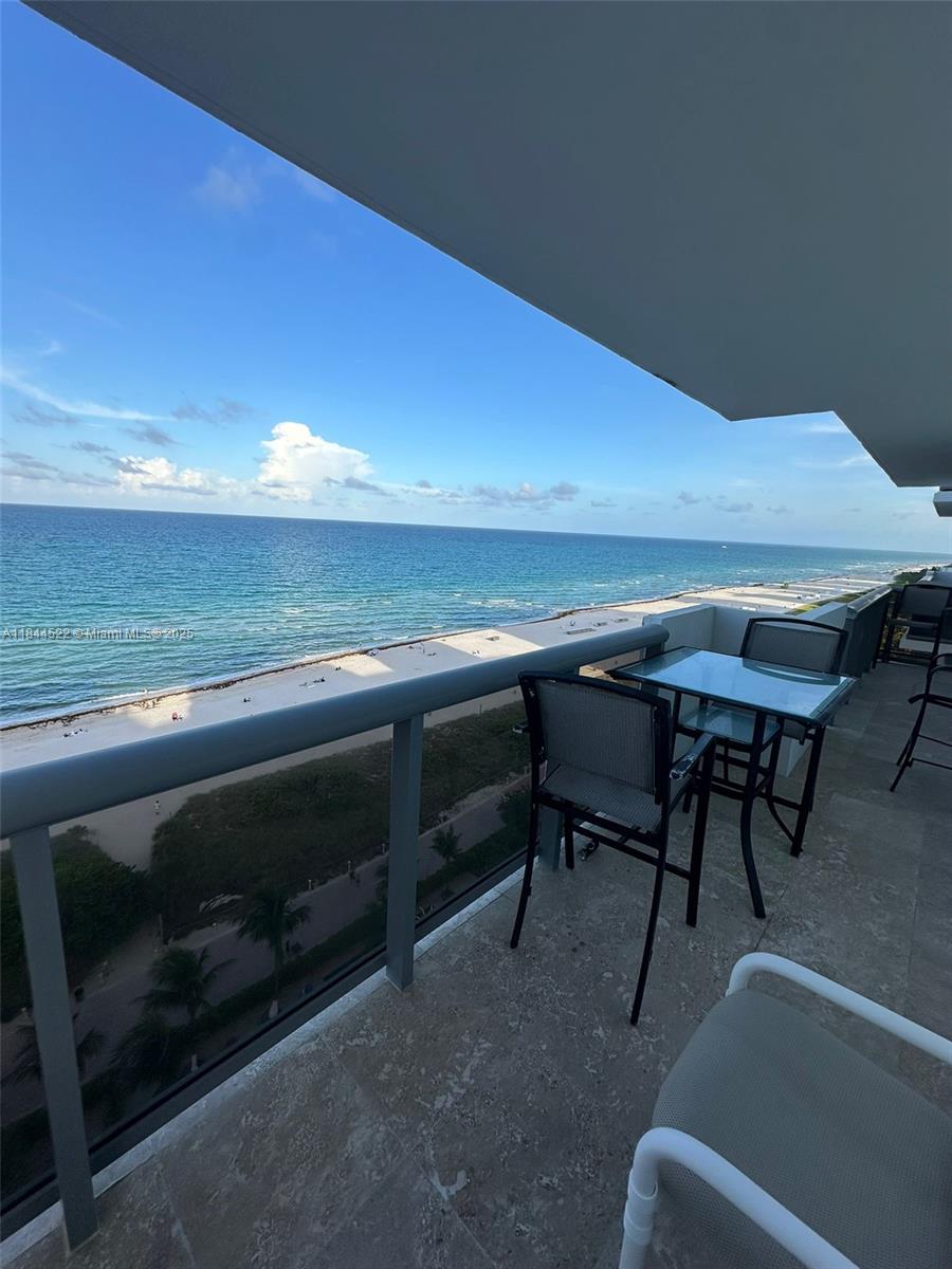 MAISON GRANDE CONDO - Residential