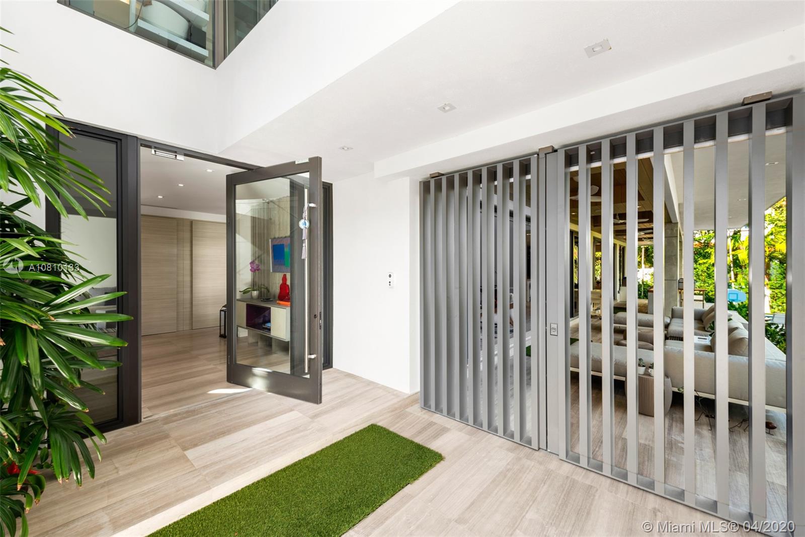 TROPICAL ISLE HOMES SUB 2 - Residential