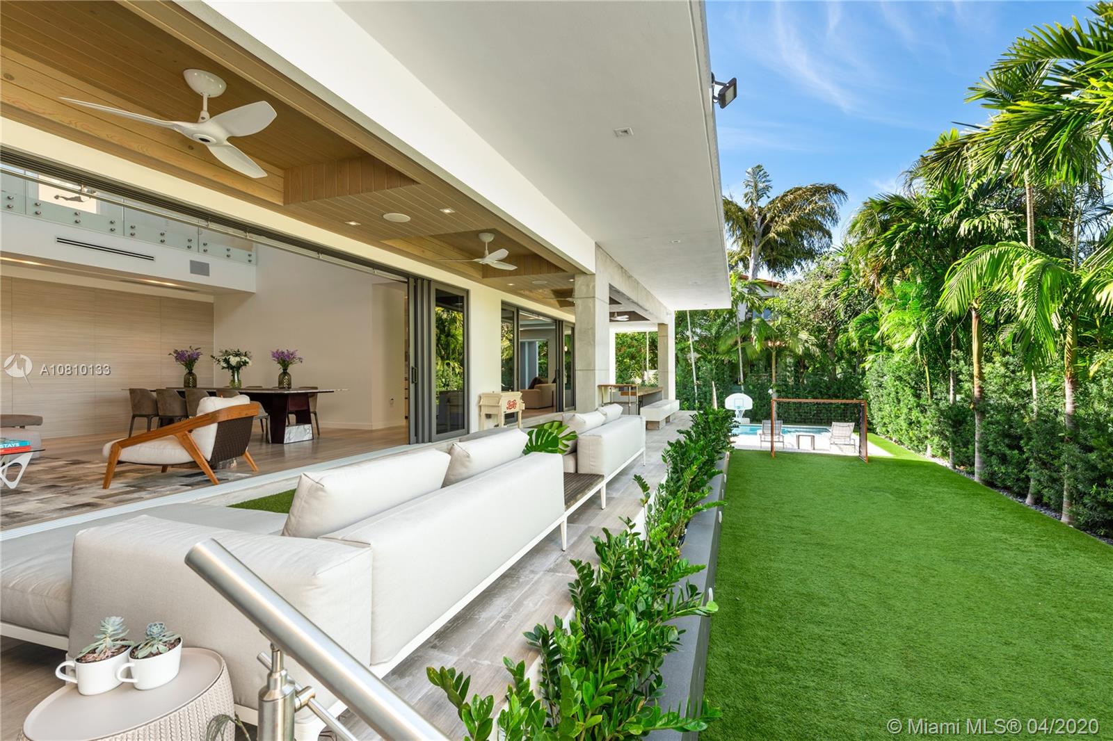 TROPICAL ISLE HOMES SUB 2 - Residential