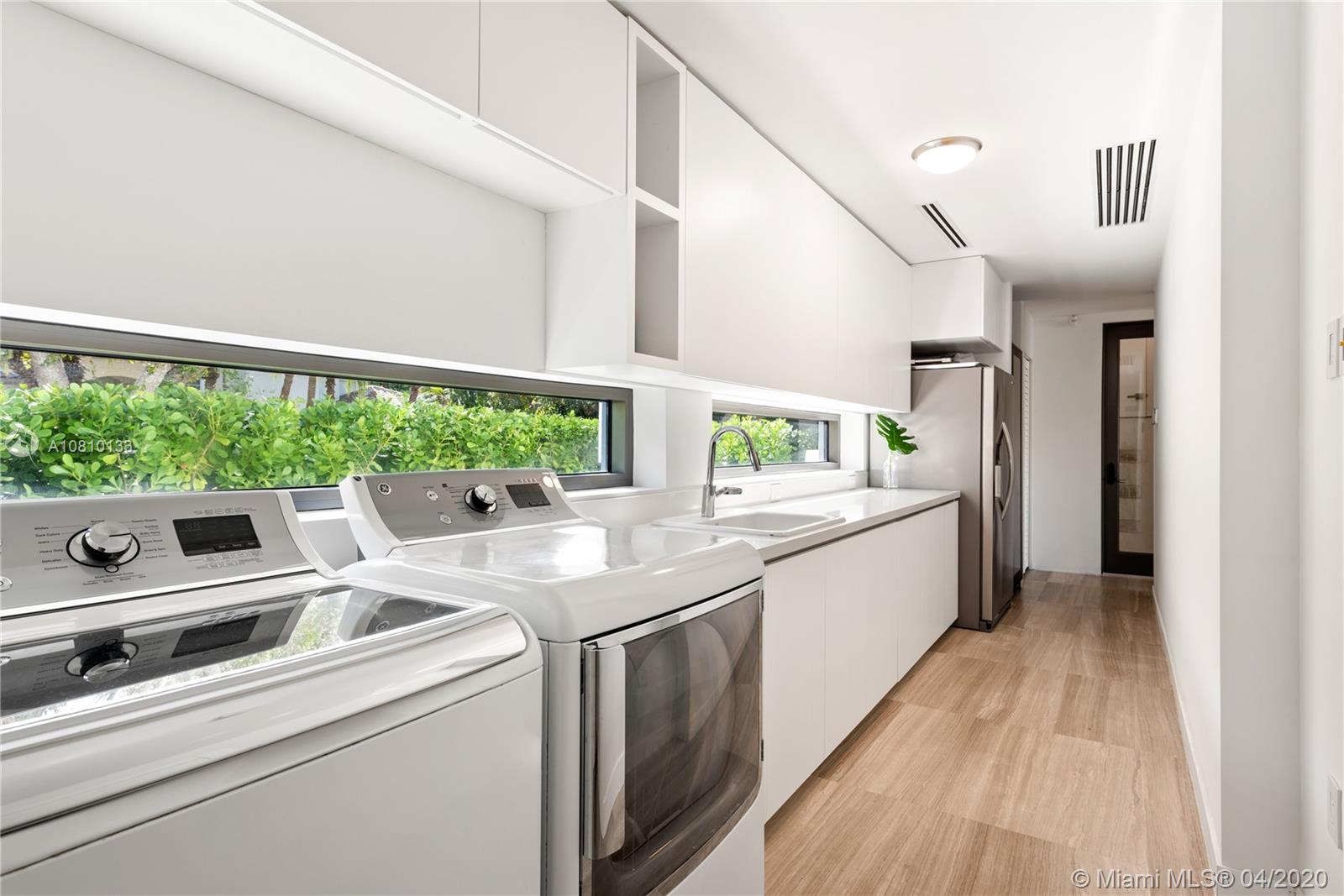 TROPICAL ISLE HOMES SUB 2 - Residential