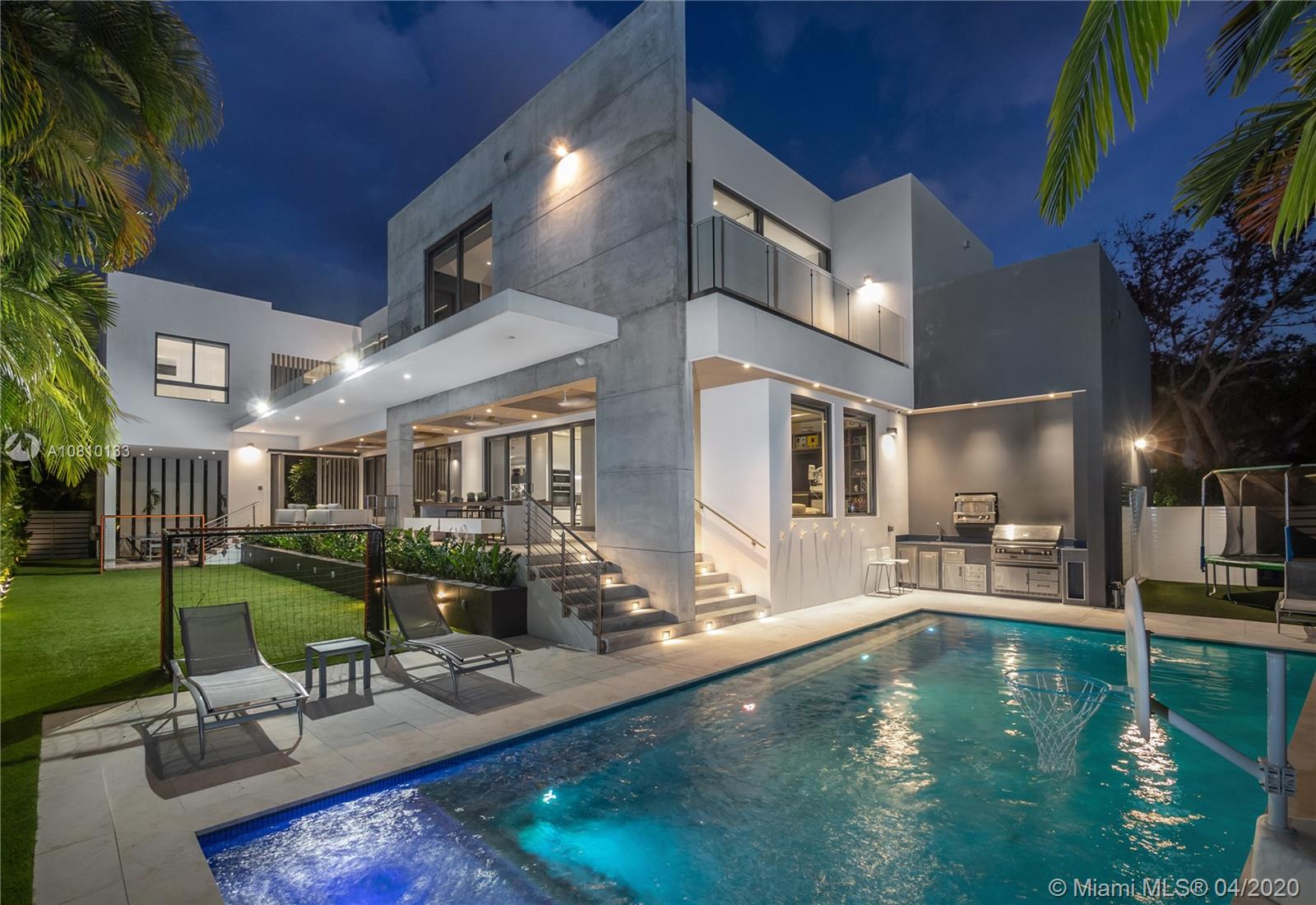 TROPICAL ISLE HOMES SUB 2 - Residential