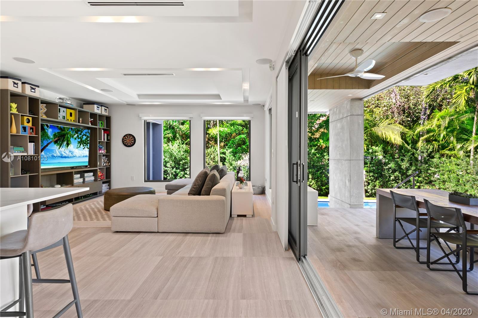 TROPICAL ISLE HOMES SUB 2 - Residential