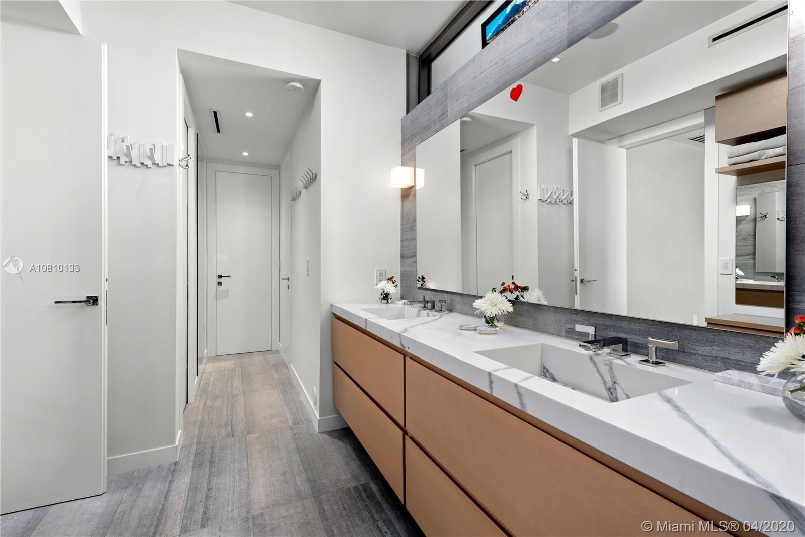 TROPICAL ISLE HOMES SUB 2 - Residential