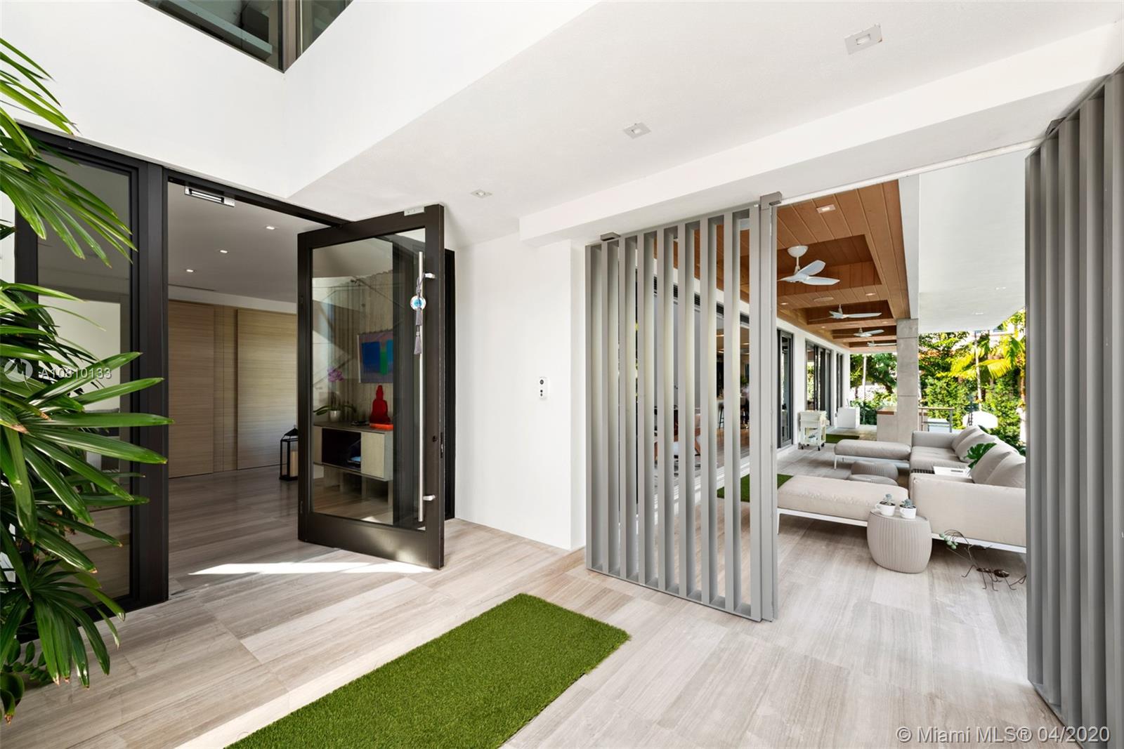 TROPICAL ISLE HOMES SUB 2 - Residential