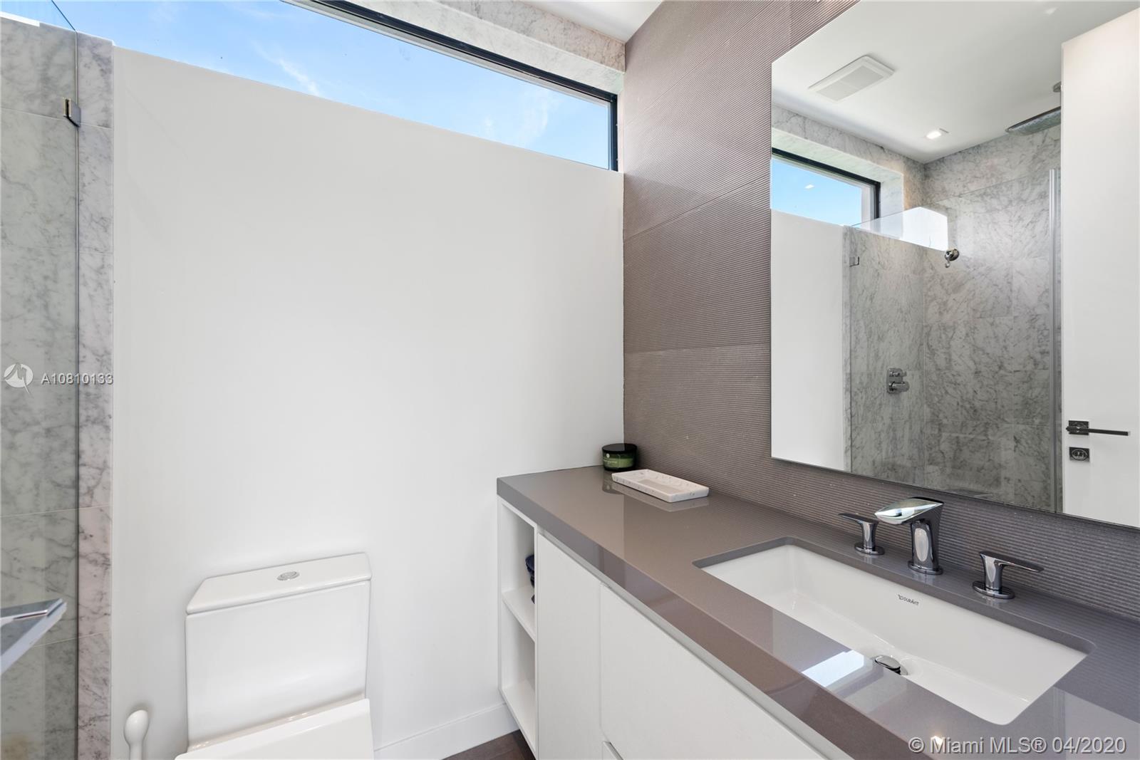 TROPICAL ISLE HOMES SUB 2 - Residential