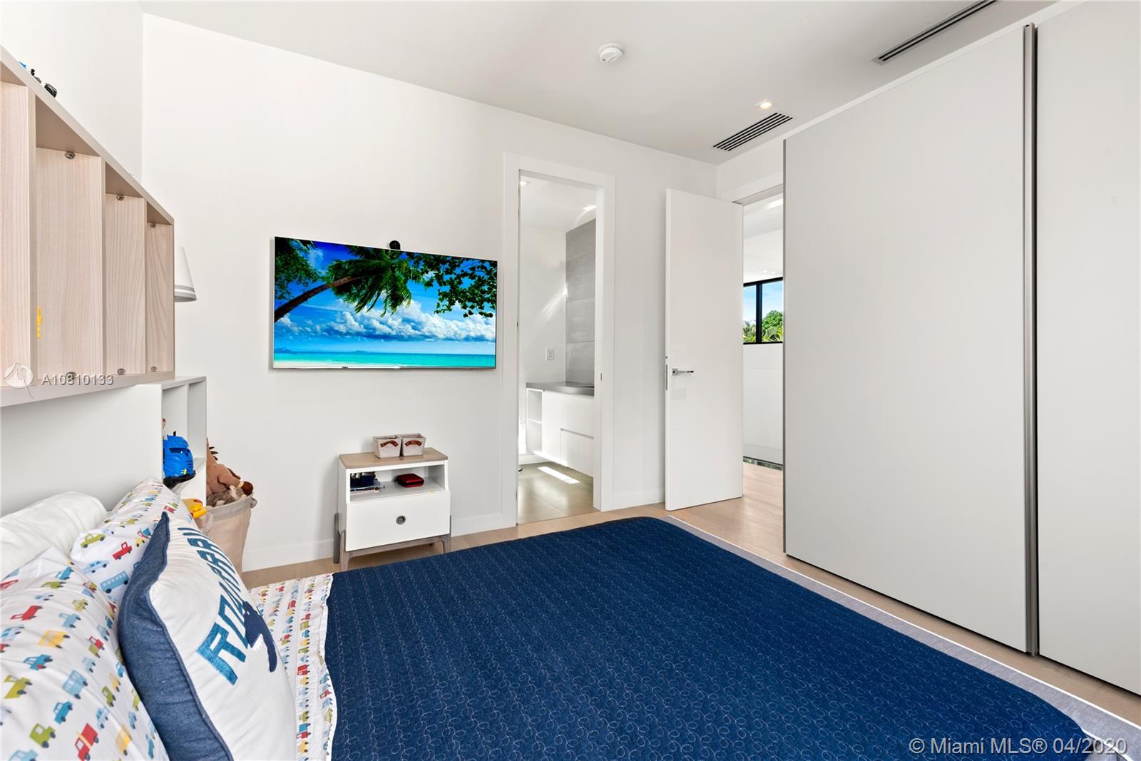 TROPICAL ISLE HOMES SUB 2 - Residential