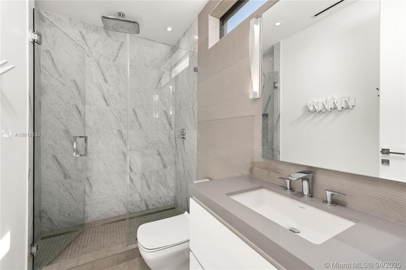 TROPICAL ISLE HOMES SUB 2 - Residential