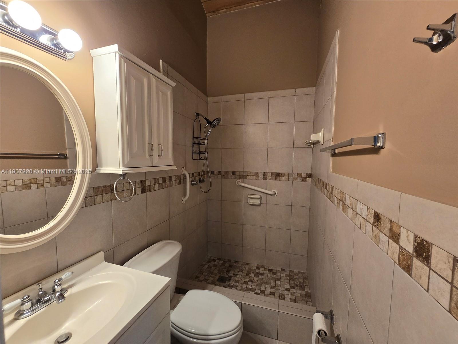 KILLIAN PINES TOWNHOUSES - Residential Lease