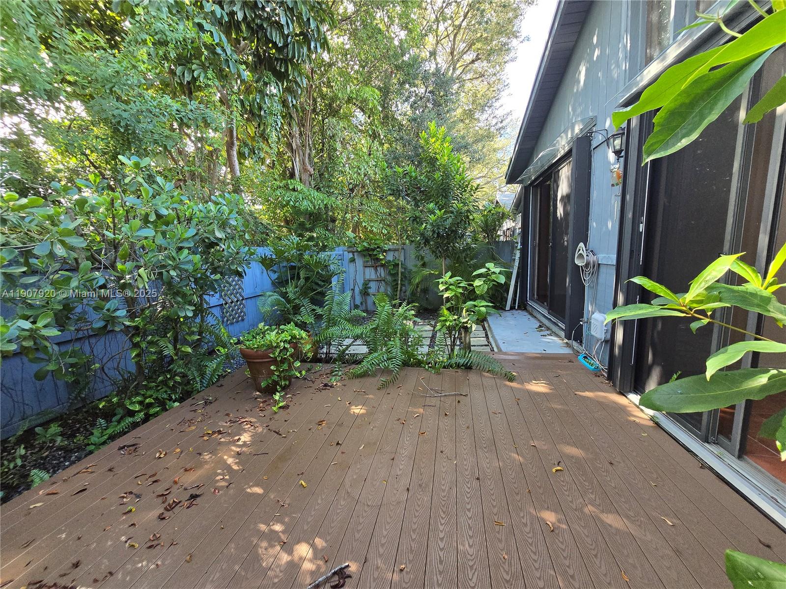 KILLIAN PINES TOWNHOUSES - Residential Lease