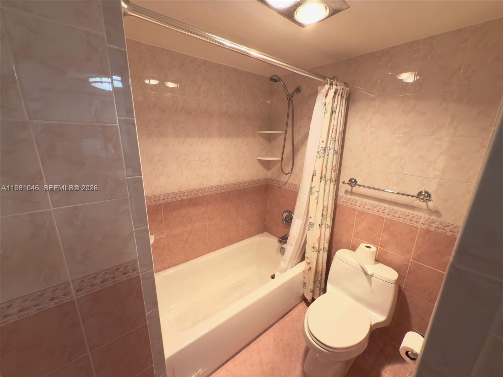 AVENTURA ELDORADO CONDO - Residential Lease