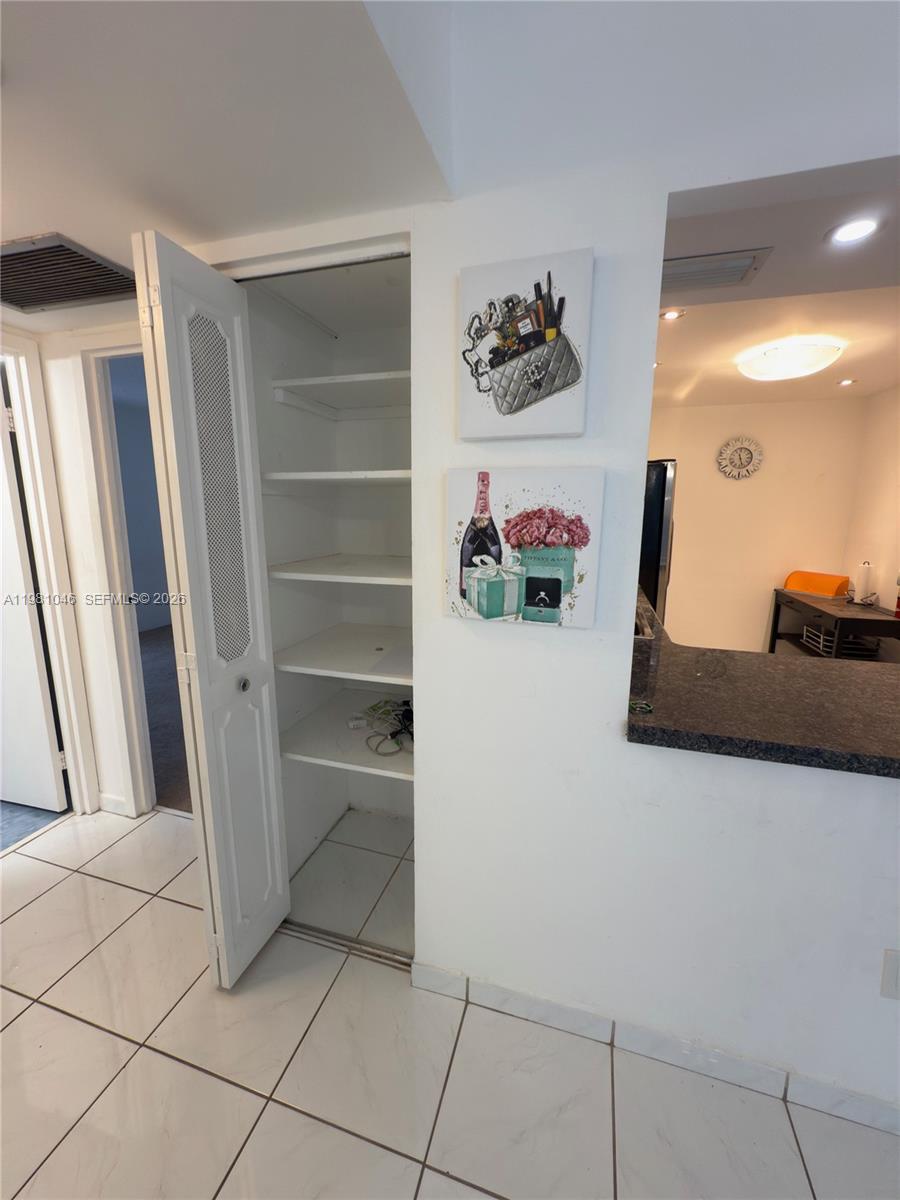 AVENTURA ELDORADO CONDO - Residential Lease