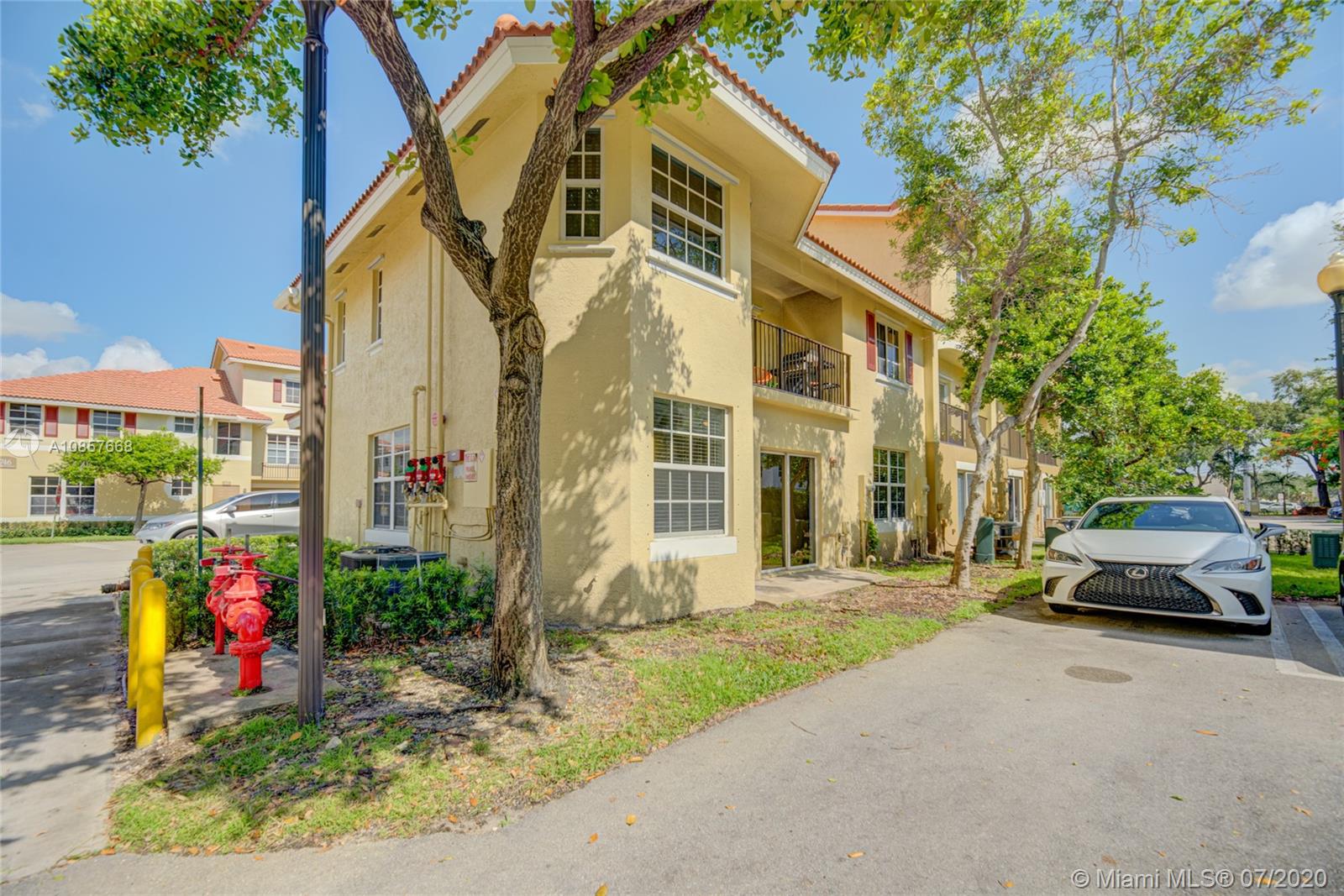 THE PRESERVE CONDO - Residential Lease