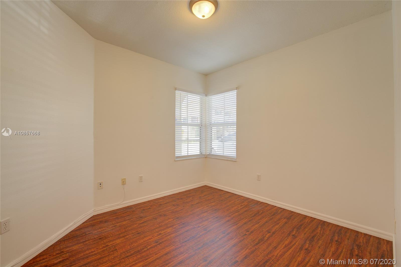 THE PRESERVE CONDO - Residential Lease