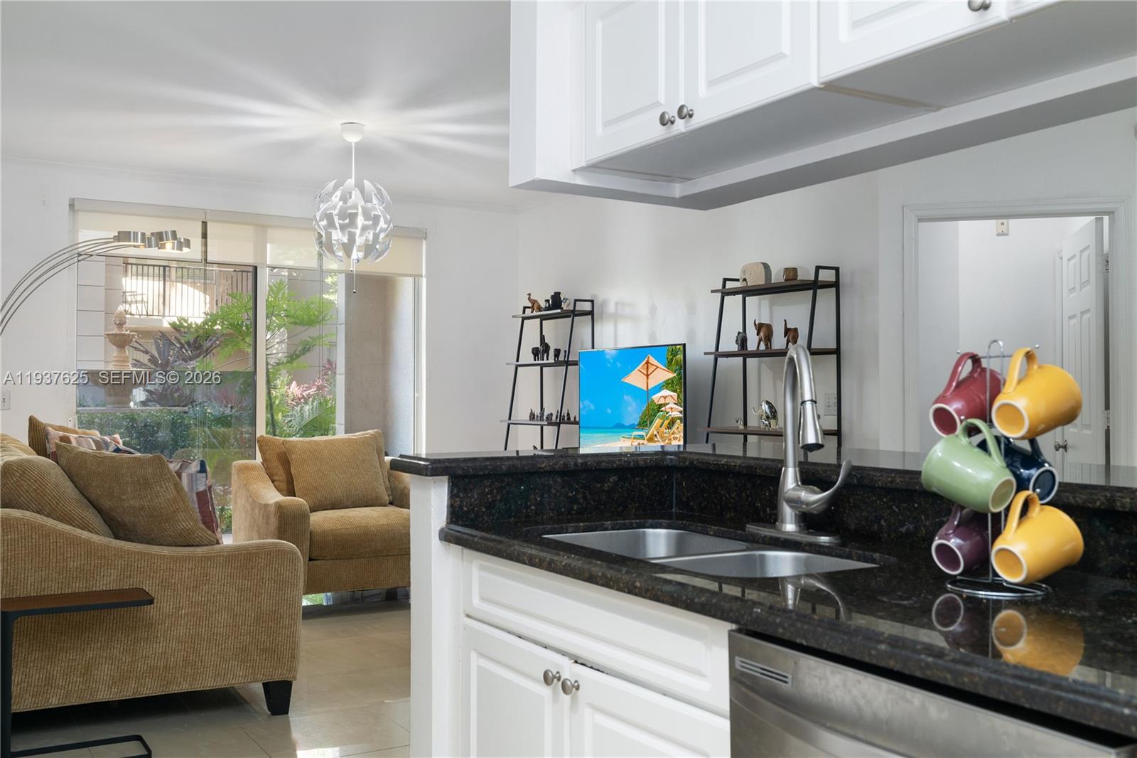 PORTO BELLAGIO CONDO - Residential