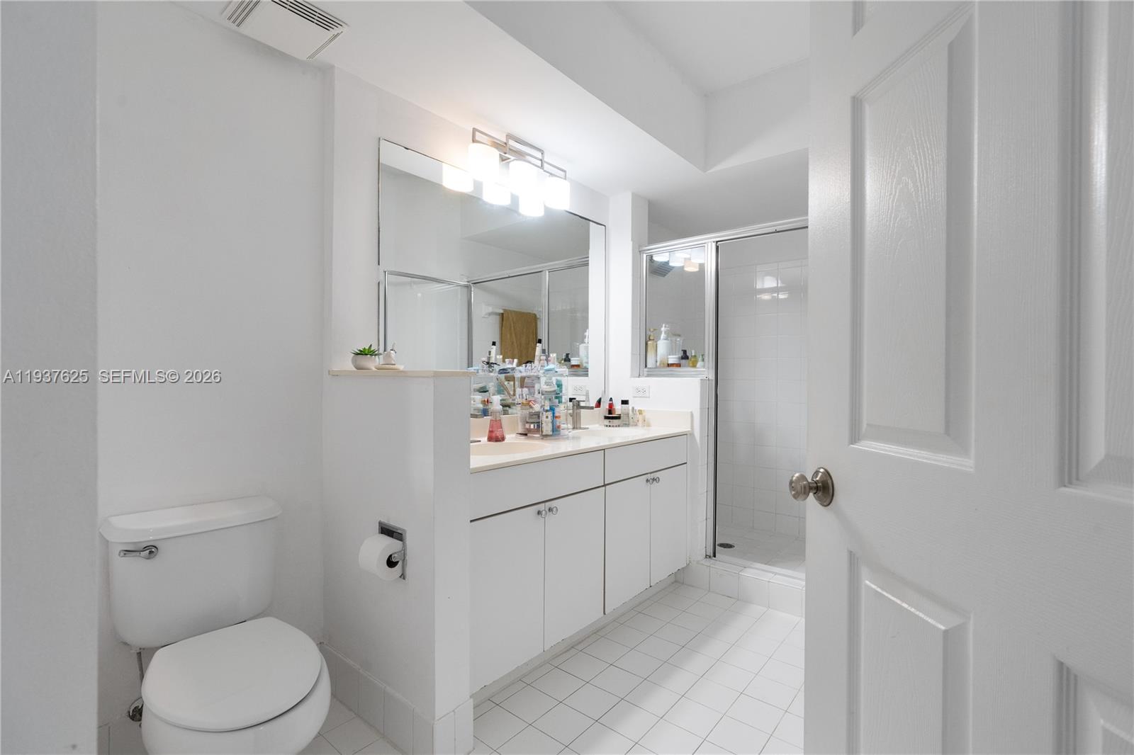 PORTO BELLAGIO CONDO - Residential