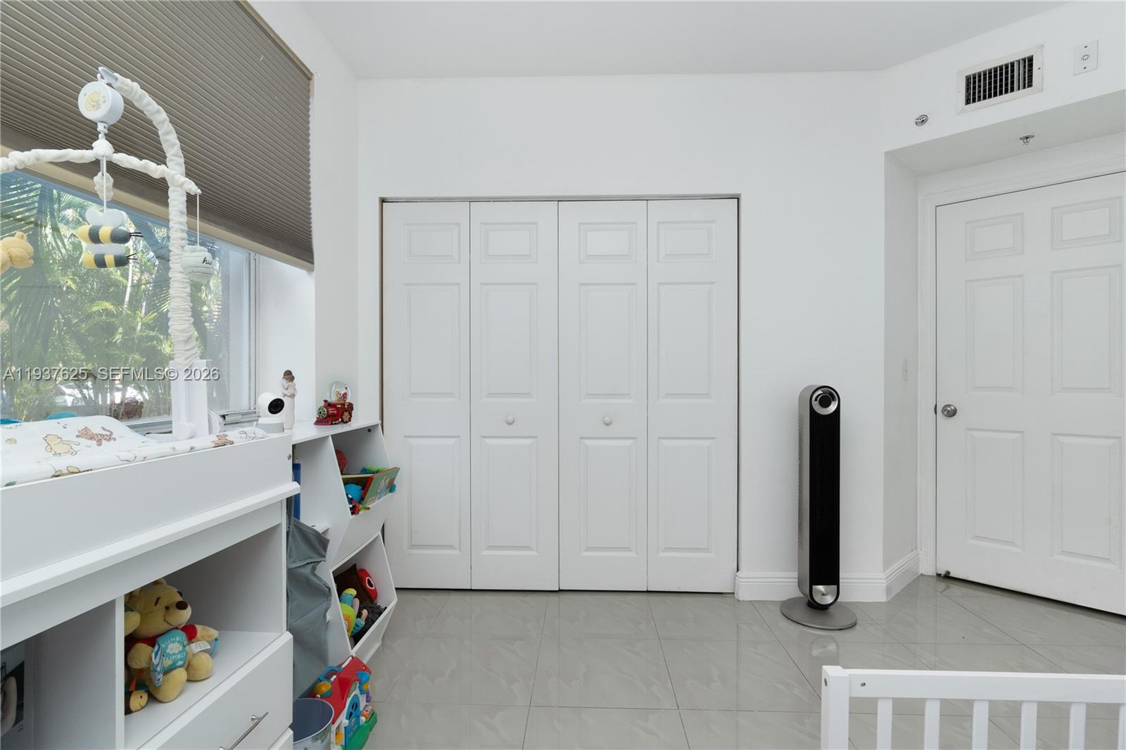 PORTO BELLAGIO CONDO - Residential