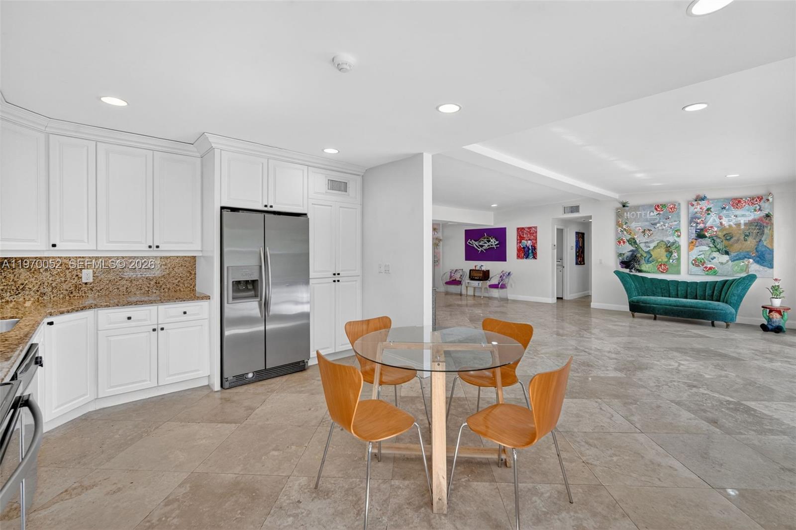 SKY LAKE - Residential