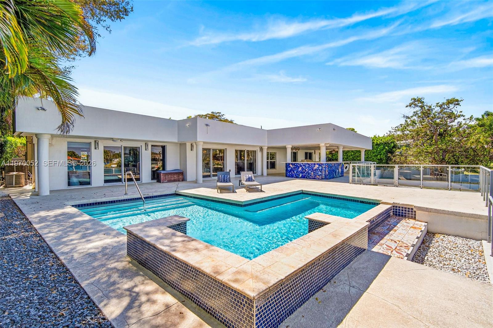 SKY LAKE - Residential