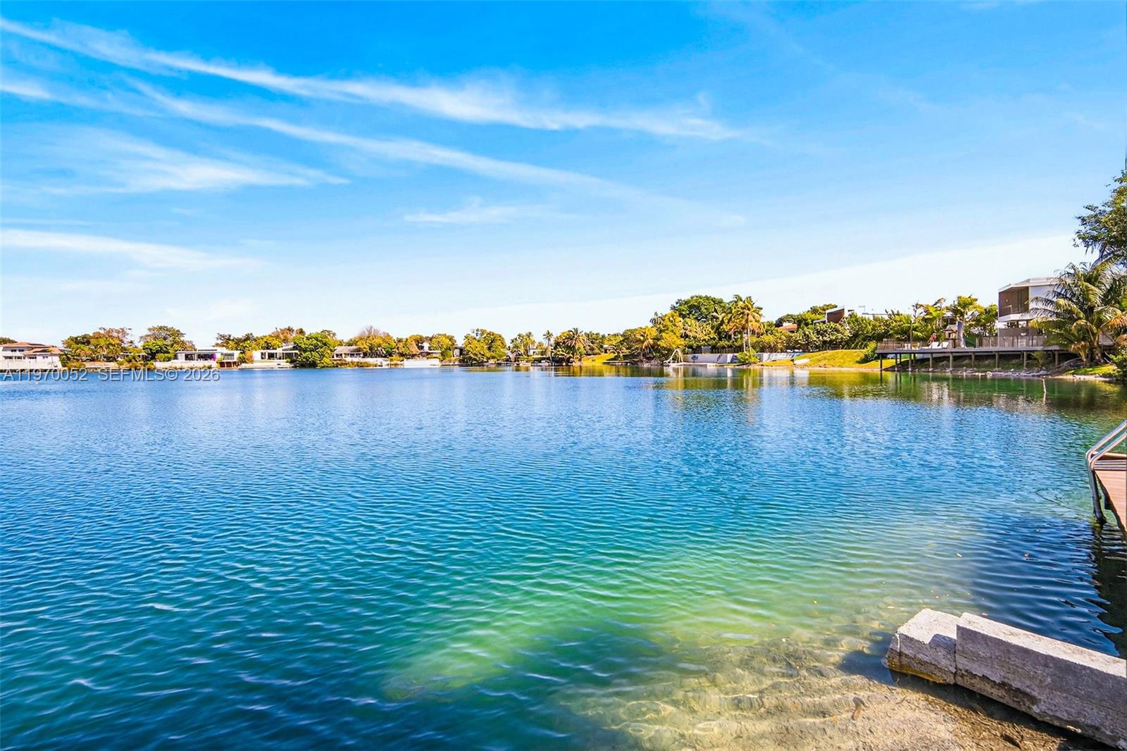 SKY LAKE - Residential