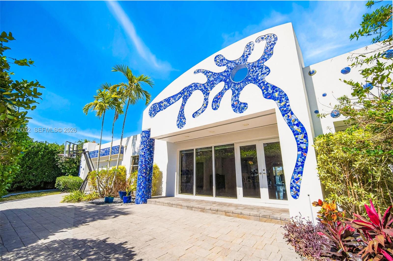 SKY LAKE - Residential