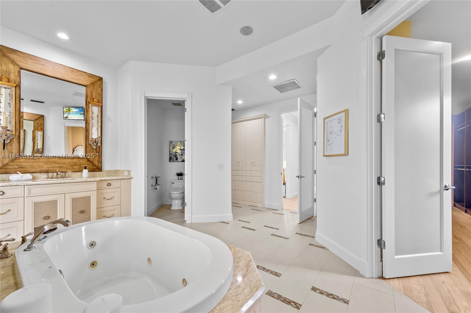 Riviera - Residential