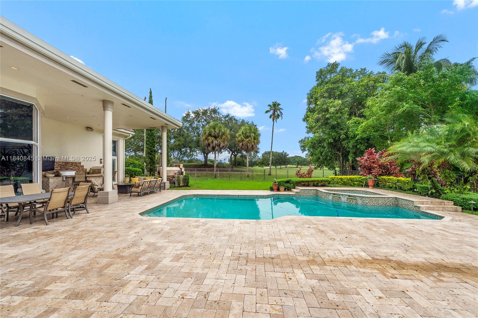 Riviera - Residential