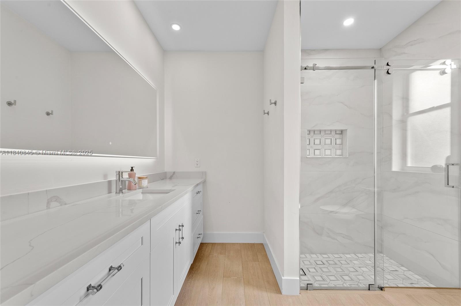 Riviera - Residential