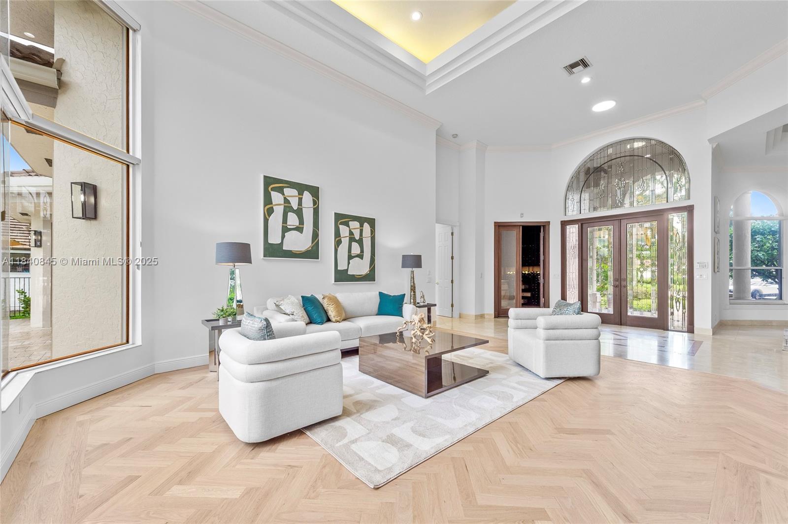 Riviera - Residential